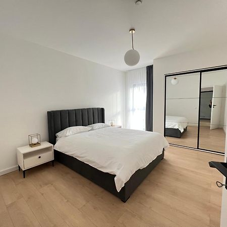 Exit Aparthotel Floreşti Εξωτερικό φωτογραφία