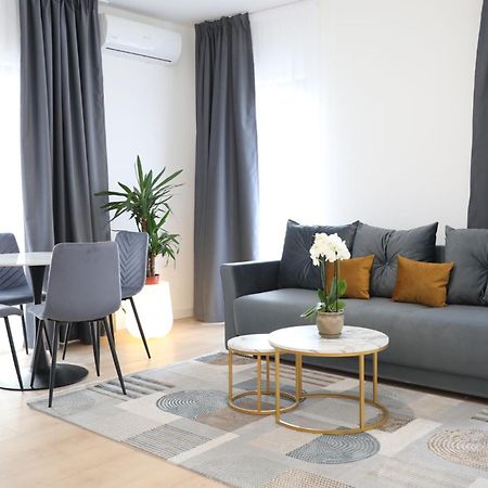 Exit Aparthotel Floreşti Εξωτερικό φωτογραφία
