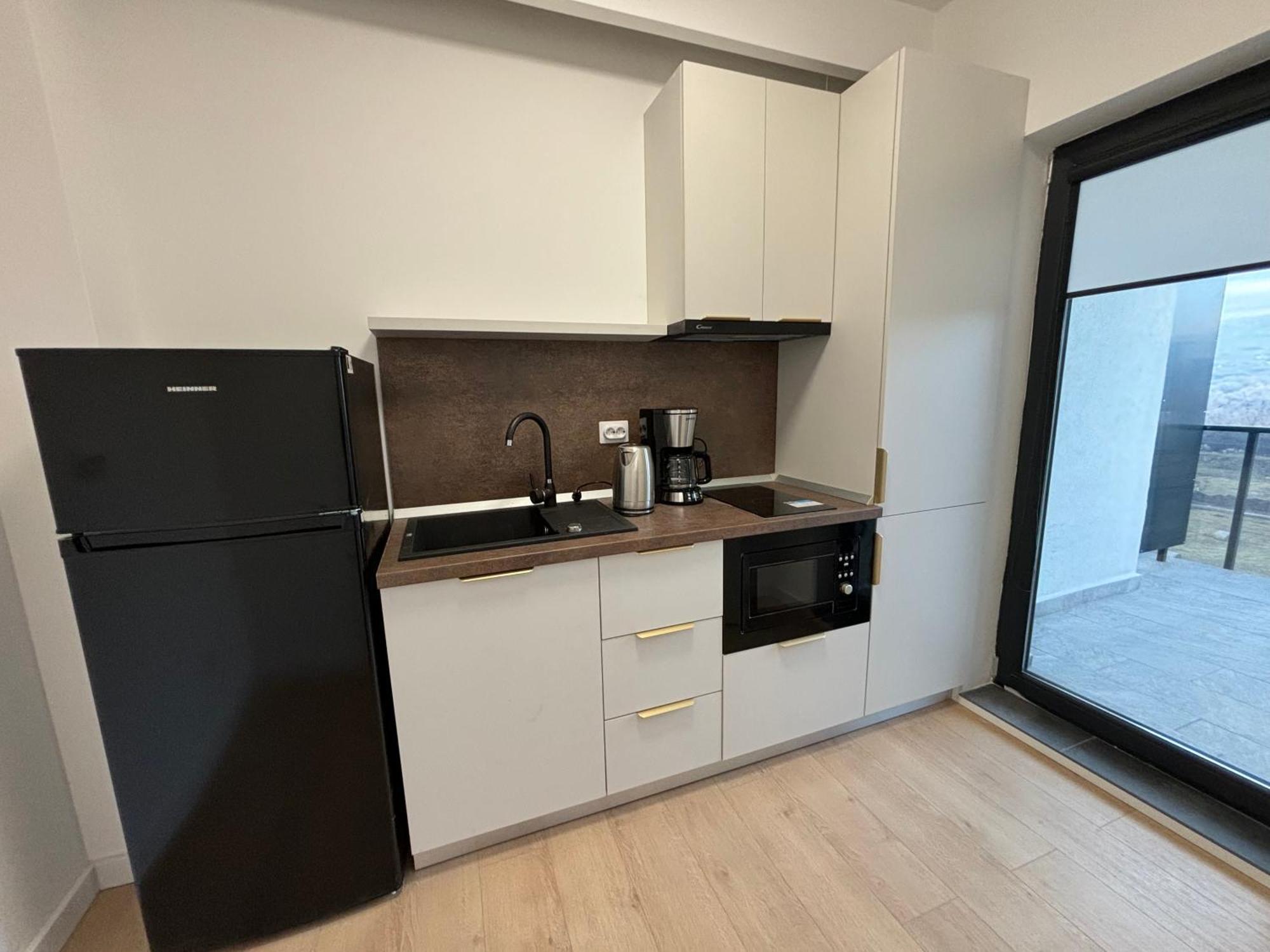 Exit Aparthotel Floreşti Εξωτερικό φωτογραφία