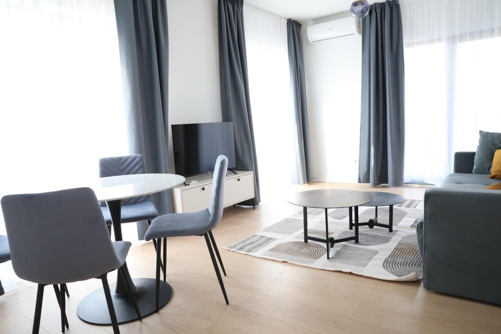 Exit Aparthotel Floreşti Εξωτερικό φωτογραφία